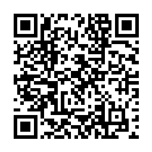 可惜穆根和奥利维亚是光溜溜只穿了一条泳裤过来的二维码生成