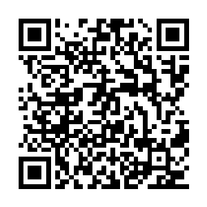 可是居然有人可以用牙在这些墙壁之上留下这些二维码生成