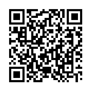 可是当女子的目光朝着他们扫过的刹那二维码生成