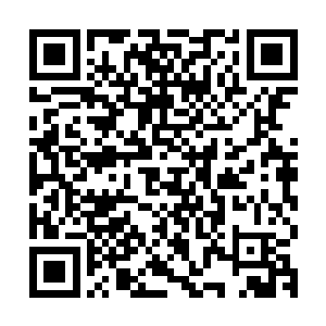 可那辆应该是兰博基尼还是迈凯伦的警车都稳稳的跟在前后左右二维码生成