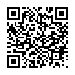 台上有认识这条项链的人疑惑的喊道二维码生成