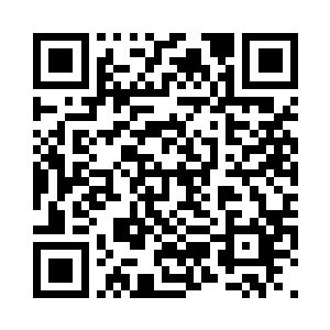 台下的众人也是极为配合的鼓起掌来二维码生成