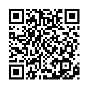 叶璃含笑看着两人怀中笑容可爱的两个小宝贝二维码生成