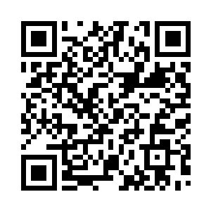 叶莲娜和娜塔莉亚早就停止了谈话二维码生成