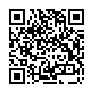 司凛将身体优雅而慵懒的靠在沙发靠背上二维码生成