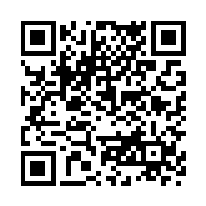 司徒用无比熟练的手法冲洗着茶杯二维码生成