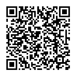 司马十七郎从接到小董送来的定情物起就有些昏昏然飘飘然的感觉二维码生成