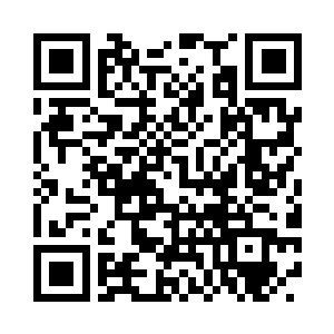 各个目瞪口呆地看着马超狼吞虎咽起来二维码生成