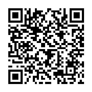 各自挥动着手中的极品灵器向着许紫烟围攻了过去二维码生成