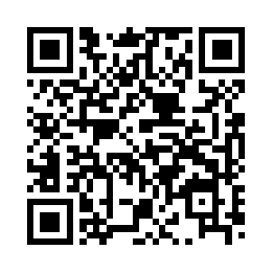 吉布森脸上的笑容始终就没有停过二维码生成