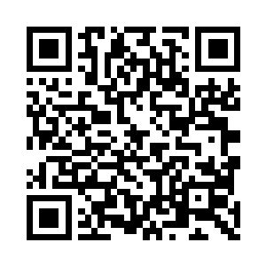 同学还把她的两张生活照发到网上供大家比对二维码生成