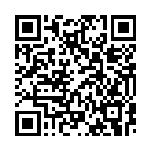 同时一对大锤遮天一般地砸了下来二维码生成