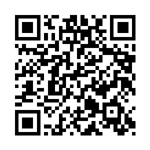 同时与冲上来的一些黑衣人激烈的战斗在一起二维码生成
