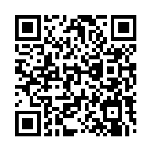 同时目光下意识的向自己的包里望了过去二维码生成