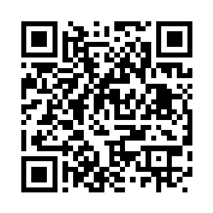 同时直指向中间的那寸许高的芽状树苗二维码生成