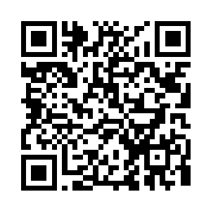 同时眼睛带着一丝暖昧的望了一眼安莉莉二维码生成