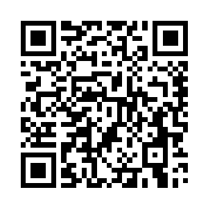 同时藏青锋右手中已多了把紫色长刀二维码生成