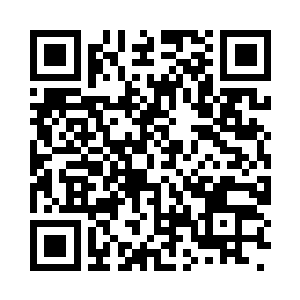 同时藏青锋手中也突兀地多出一件法轮二维码生成