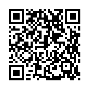 同时面色凝重地看着那道刚刚出现的人影二维码生成