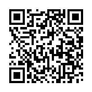 后面过来的路是在两个不怎么高的山峰中间二维码生成