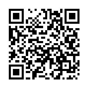 吕六拐正坐在他身旁似乎与他聊着什么二维码生成