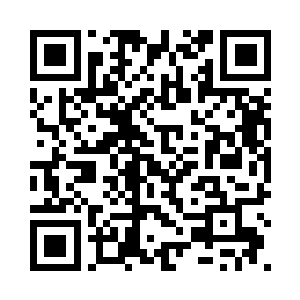 君陌非从衣柜中取出了要换的衣服二维码生成