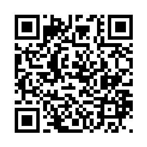 听着超跑同伴在车载电台里面的叫嚷二维码生成