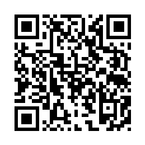 听雨轩正屋餐桌上摆了满满一桌子饭菜二维码生成