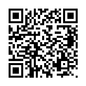 吴倩嘟囔着又将新单据向杨锐推了推二维码生成