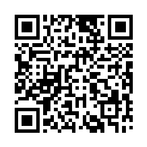 吴岩便和他们在那八角形建筑物外围附近汇合二维码生成