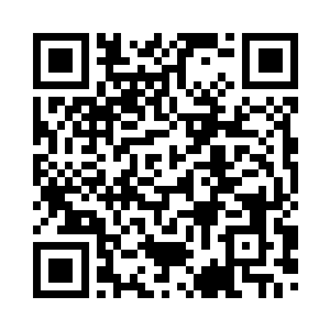 吴岩虽然改换成了化名吴元的模样二维码生成