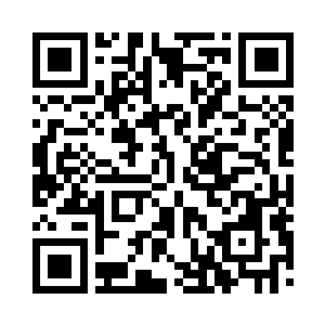 吴岩被天星阵道所化的星光线条缠绕包裹二维码生成