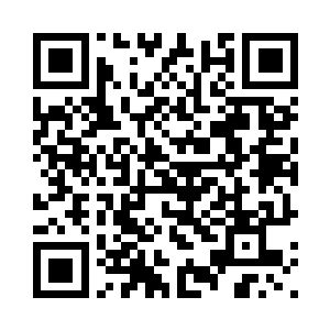 吴雅姿稍稍一愣接着便不在意笑道二维码生成