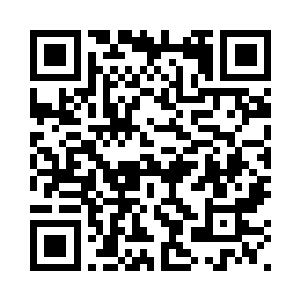 吸血鬼比尔紧紧抓着白小飞的父亲二维码生成