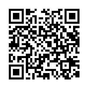 呆呆地看着悬浮在自己身前的能量球二维码生成