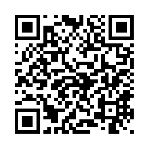 呈现在他眼前的是一片祥和的白光二维码生成