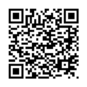 周围人的笑容都有一些让人琢磨不定二维码生成