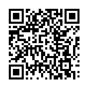 周围那些看热闹的人就要听他们古族的安排二维码生成