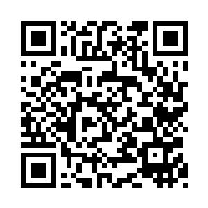 周狼带着叶倾城五人来到了威廉伯爵的老巢二维码生成