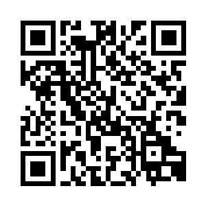 呼号的风卷起了树叶与不知从哪里出来的宣纸二维码生成
