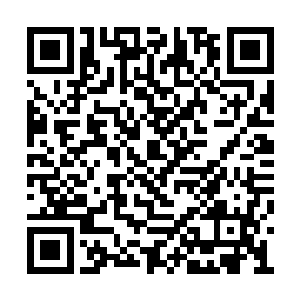 和余鸣谭越峰三个人就往南城中学初中部过去了二维码生成