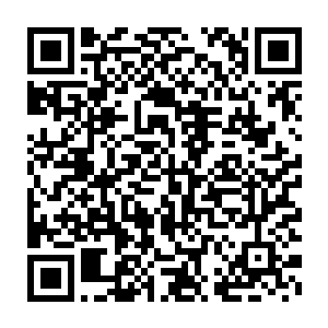 和穆氏集团那一群面对上千万上亿资金可以做到眉头不眨一下的经理们二维码生成