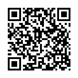 和自己带来等候在一旁的手下碰头在一起二维码生成