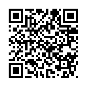 咬住了她雪腻纤嫩的修长美腿不放二维码生成