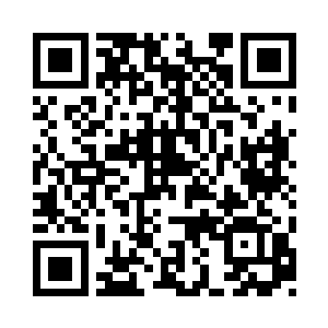 哈里斯使劲在格罗廖夫的肩头上拍了几下二维码生成