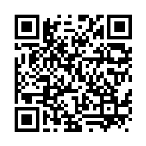 唐敏和杨妃有一搭没一搭的聊着天二维码生成