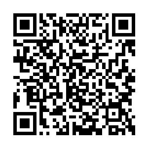 唐猛看着凌云煞有介事的在那里认真琢磨的样子二维码生成