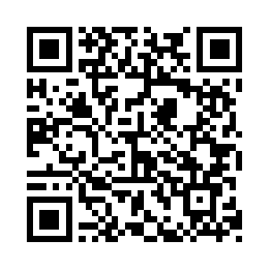 唐翩跹还不忘嫌弃似的再瞪了身后的人一眼二维码生成