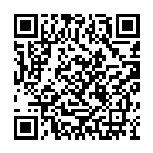 唐铮把面前的五十多万筹码也一股脑地推了出去二维码生成