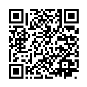 喳喳看向被关在笼子里正喷气的七只青面獠牙二维码生成